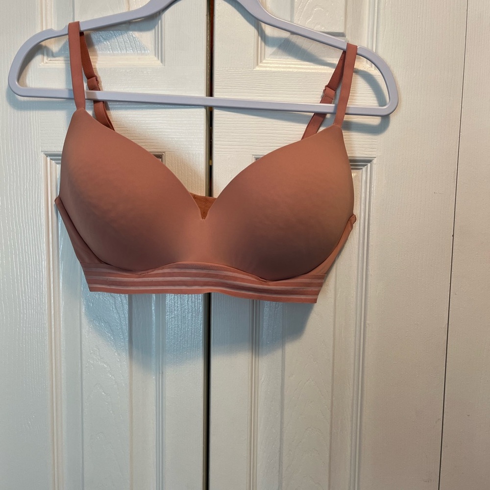 Auden size 34DD bra